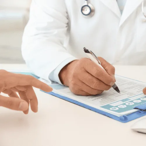 ¿Qué causa la hematuria y cómo se trata en León?